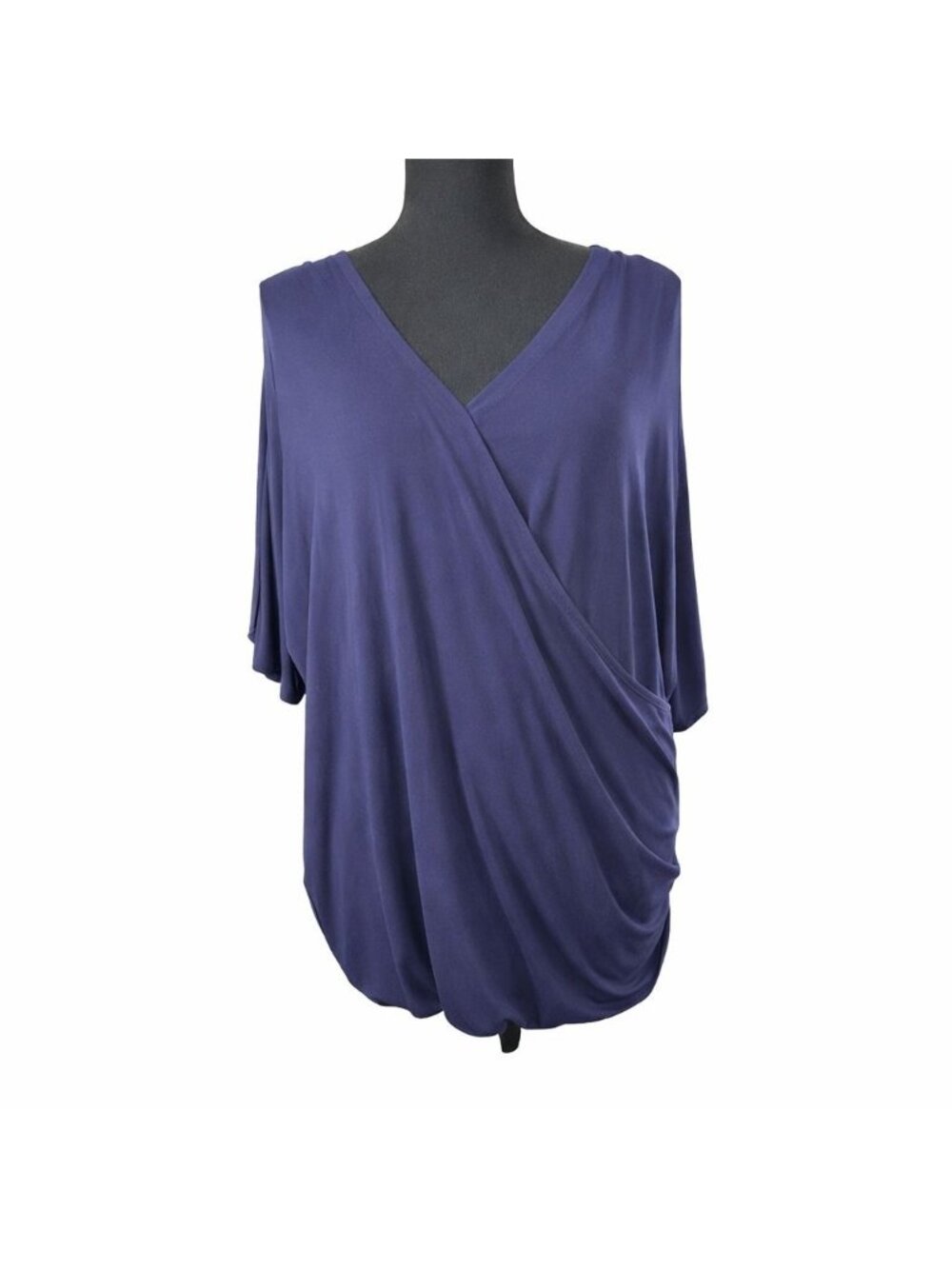 Plus size V-neck ruched 1/2 sleeve navy top stretch flattering